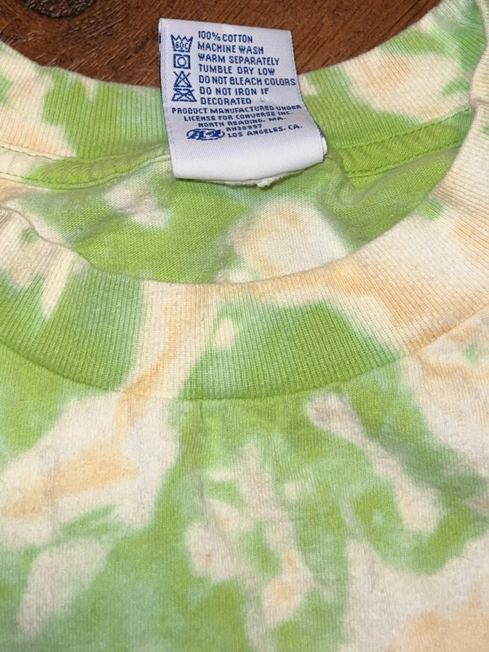 Converse All Star Green Cream Tie-Dye Short Sleeve Graphic Sneaker Tee Size XL - Picture 7 of 8